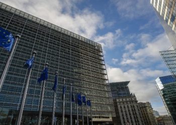 Η απάντηση της Κομισιόν για τον νόμο Πιερρακάκη για τα παραρτήματα ξένων πανεπιστημίων στην Ελλάδα