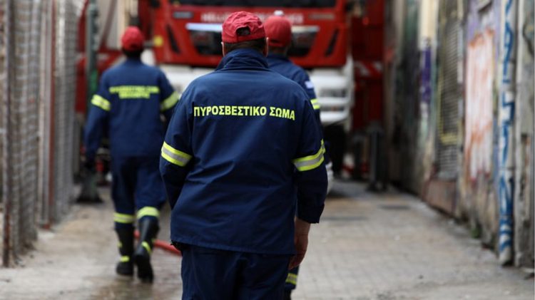 Σε τριήμερο συναγερμό λόγω των ισχυρών ανέμων η Πολιτική Προστασία – Τι αποφασίστηκε στη σύσκεψη του Συντονιστικού