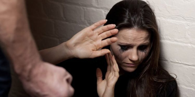 Κρήτη: Απειλούσε και εκφόβιζε τη σύντροφό του – Συνελήφθη 33χρονος