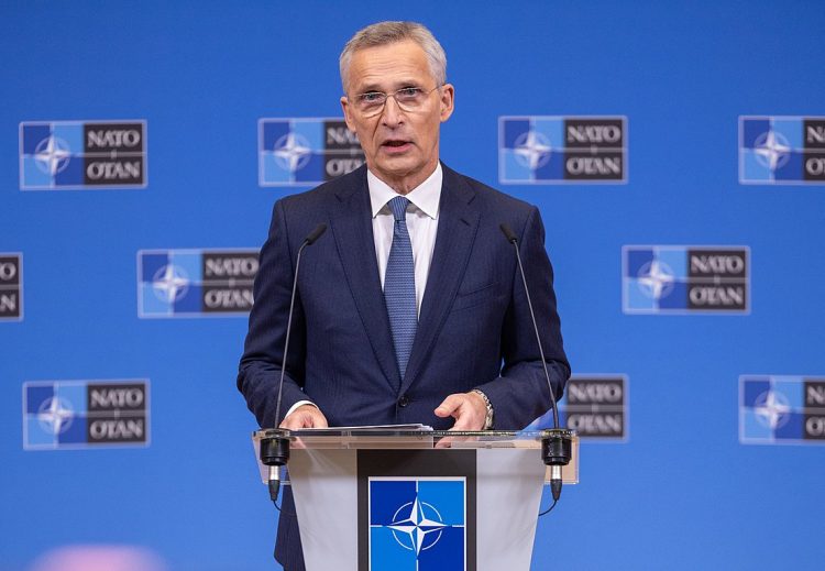 Γένς Στόλτενμπεργκ στην Bild: Είχαμε κατασκόπους του Πούτιν στο αρχηγείο του ΝΑΤΟ