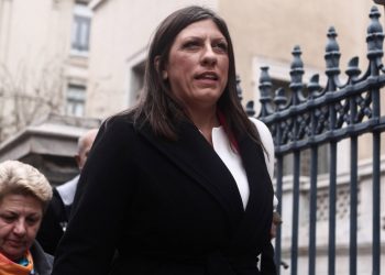 Ένταση στον Βόλο: Η Ζωή Κωνσταντοπούλου τηλεφώνησε στο 100 για να συλληφθεί η πρόεδρος του δικαστηρίου