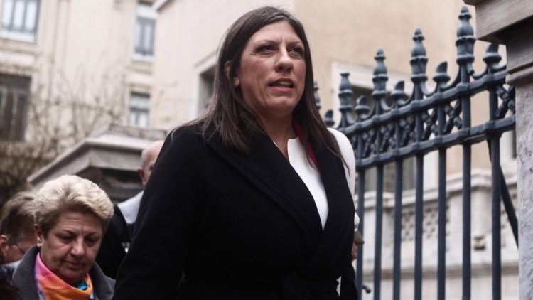 Ένταση στον Βόλο: Η Ζωή Κωνσταντοπούλου τηλεφώνησε στο 100 για να συλληφθεί η πρόεδρος του δικαστηρίου