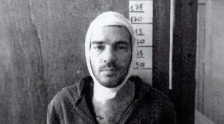 Τζάνειο: Δεμένος με ιμάντες στο κρεβάτι του ο 39χρονος δολοφόνος της Κυριακής