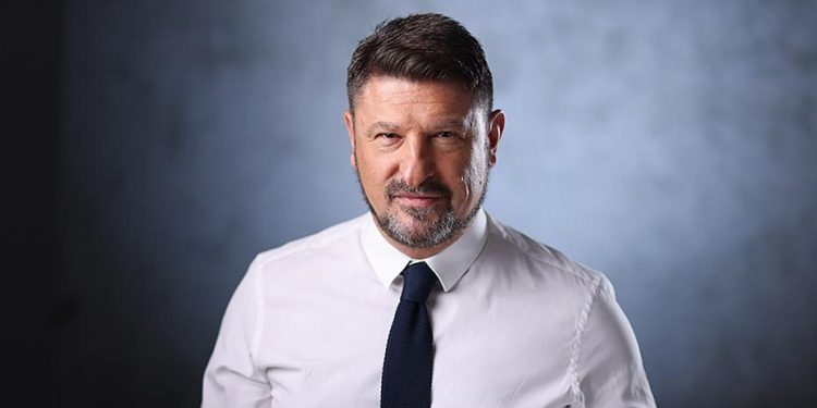 Νίκος Χαρδαλιάς: Διέγραψε τον Μανώλη Σφακιανάκη μετά τις δηλώσεις του για τη δολοφονία της 28χρονης Κυριακής