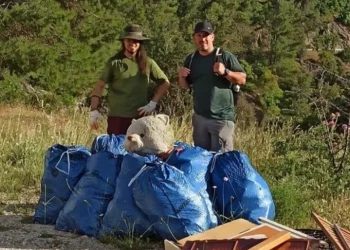 Χτύπησαν και μαχαίρωσαν εθελοντές που καθάριζαν την Πάρνηθα