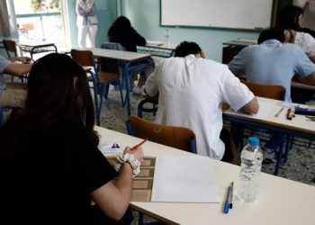 Αντίστροφη μέτρηση για τη λήξη του σχολικού έτους και την έναρξη των Πανελλαδικών