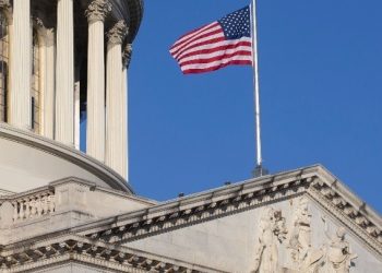 Οι ΗΠΑ έδωσαν άδεια στην Ουκρανία να χρησιμοποιεί αμερικανικά όπλα στο ρωσικό έδαφος