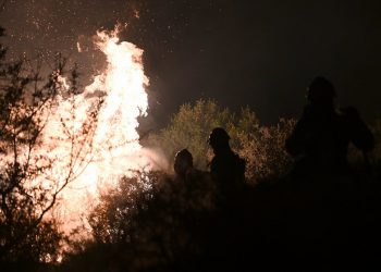 Πυρκαγιά στην Αχαΐα: Πάνω από 30.000 στρέμματα κάηκαν μέσα σε 12 ώρες