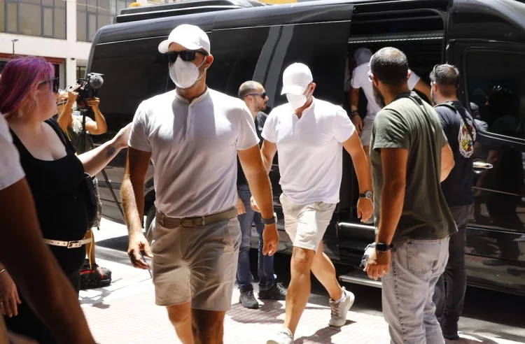 Στον εισαγγελέα οι 13 συλληφθέντες του σκάφους «Περσεφόνη» για τη φωτιά στην Ύδρα