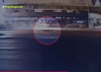 Λεωφόρος Αθηνών: H 17χρονη κείτονταν στην άσφαλτο επί 28 λεπτά και δεν σταμάτησε κανείς να τη βοηθήσει