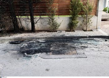 Επίθεση με μολότοφ έξω από το σπίτι της προέδρου του Αρείου Πάγου – Τα πρώτα λόγια του τραυματία αστυνομικού