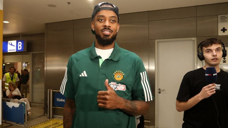 Παναθηναϊκός: Στην Αθήνα ο Λορέντζο Μπράουν – «Θέλω το ευρωπαϊκό» (photos/video)