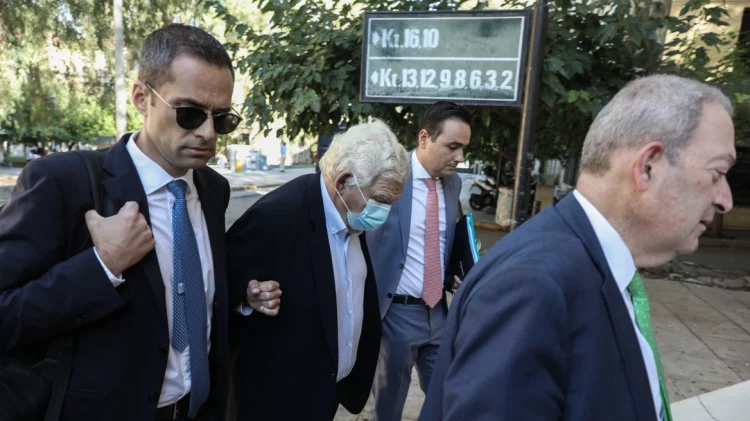 Folli Follie: Πολυετείς καθείρξεις για Κουτσολιούτσους και συνεργάτες – Οι ποινές που επιβλήθηκαν