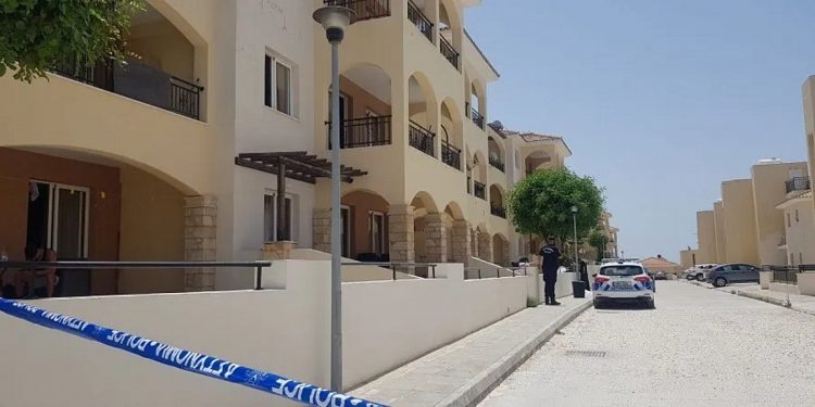 Γυναικοκτονία στην Κύπρο: Πειθαρχική έρευνα και διαθεσιμότητα για 2 μέλη της αστυνομίας