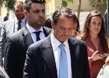Υπόθεση Λύτρα: Δίωξη για διατάραξη οικιακής ειρήνης και απειλή στην πρώην σύζυγό του