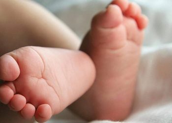 Λονδίνο: Το νεογέννητο κοριτσάκι που βρέθηκε μέσα σε τσάντα είχε δύο αδέρφια – Είχαν εγκαταληφθεί και αυτά