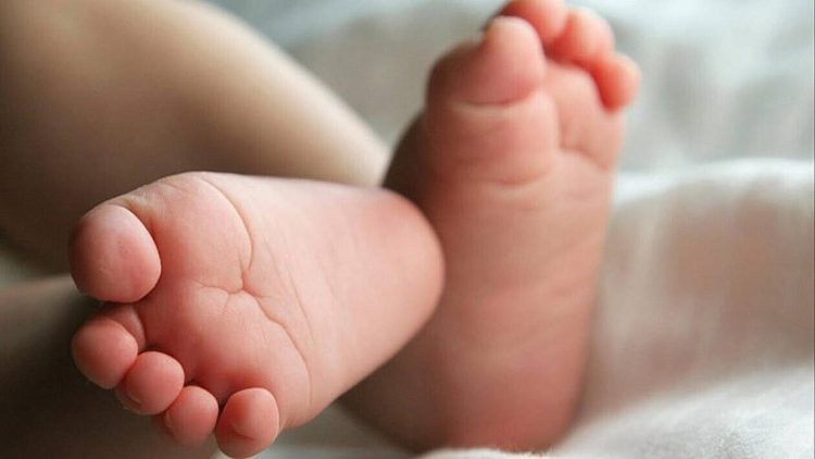 Λονδίνο: Το νεογέννητο κοριτσάκι που βρέθηκε μέσα σε τσάντα είχε δύο αδέρφια – Είχαν εγκαταληφθεί και αυτά