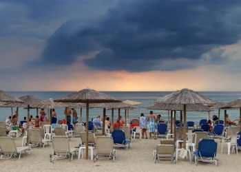 Χαλκιδική: Μπροστά στη μητέρα της χτύπησε ο κεραυνός τη 13χρονη – Πώς έγινε η τραγωδία, οι δραματικές στιγμές