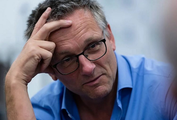 Θρίλερ στη Σύμη: Φωτογραφία-ντοκουμέντο δείχνει τον Μόσλεϊ να έχει περάσει το επικίνδυνο μονοπάτι