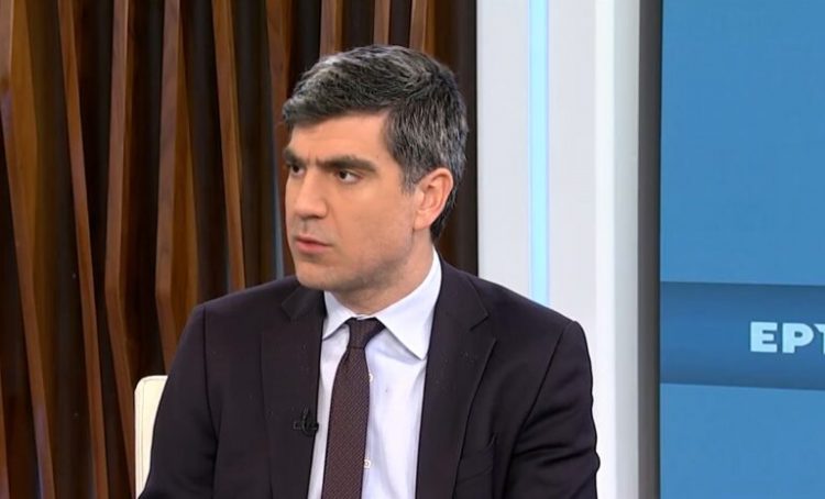 Θ. Γλαβίνας στο Πρώτο: Πρόωρες και άκομψες οι φωνές αμφισβήτησης το βράδυ των Ευρωεκλογών