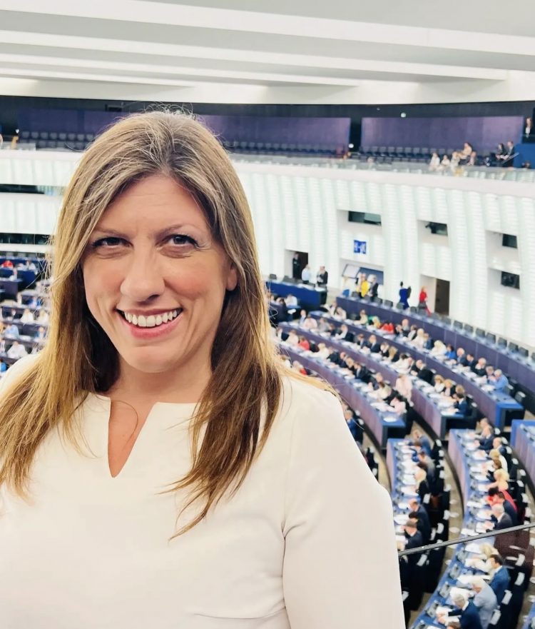 Απέκτησε Ζωή η Ευρωβουλή με την Πλεύση Ελευθερίας και το αντιλήφθηκε και η Ούρσουλα φον ντερ Λάιεν