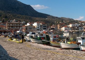 Αιτωλοακαρνανία: 36χρονος χτύπησε άγρια την πρώην σύζυγό του και την πέταξε στη θάλασσα