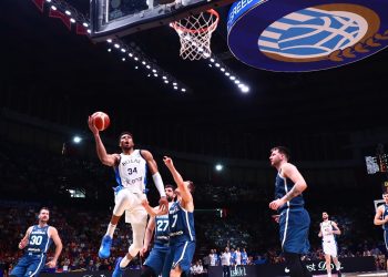 Η Εθνική μπάσκετ διέλυσε την παρέα του Ντόνσιτς (96-68 τη Σλοβενία) και αύριο διεκδικεί την πρόκριση στους Ολυμπιακούς Αγώνες