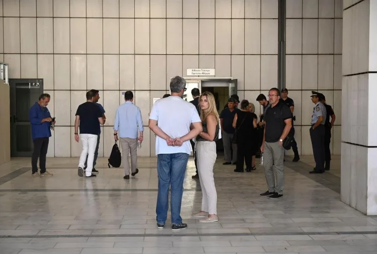 Συγκλονίζουν οι συγγενείς των θυμάτων στη δίκη για το Μάτι – «Καμία δικαίωση αν δεν γίνουν κακουργήματα οι κατηγορίες»