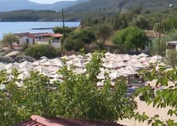 Καλαμάτα: Έκρηξη στο beach bar του συζύγου της Φανής Χαλκιά – Τι «έδειξαν» οι κάμερες