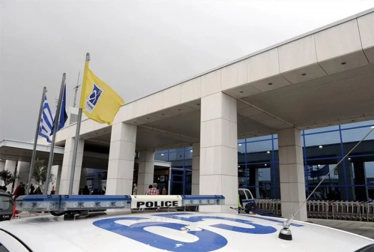 Έβγαζαν αλλοδαπούς χωρίς χαρτιά από τη χώρα μέσω «Βενιζέλος» – Πληρωμές έως 15.000 ευρώ χωρίς ίχνη