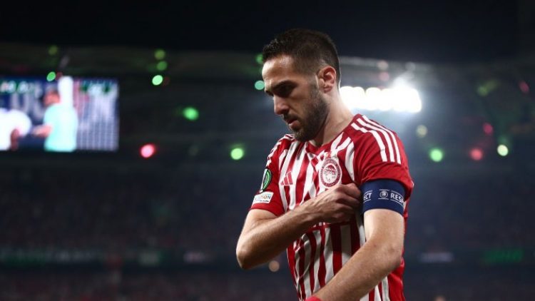 Αποχωρεί από τον Ολυμπιακό ο Φορτούνης