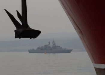 Κάσος: Προκαλεί η Άγκυρα, ο τουρκικός στόλος κύκλωσε το νησί – Κοιτάει από μακριά η Αθήνα