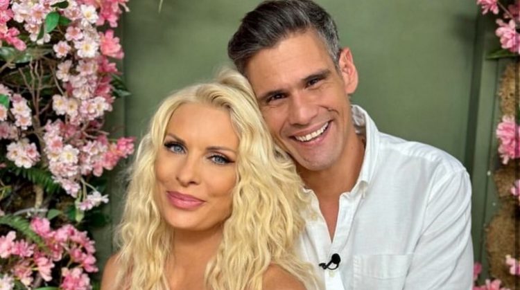 Το “αντίο” του Δημήτρη Ουγγαρέζου: “Η Ελένη Μενεγάκη είναι κανονικός άνθρωπος με νεύρα, αδυναμίες και ελαττώματα”