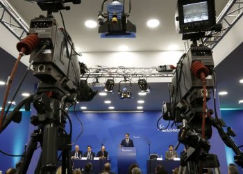 Έκθεση-ράπισμα της Κομισιόν: «Επικίνδυνο επάγγελμα η δημοσιογραφία στην Ελλάδα» – Το Κράτος Δικαίου και οι συστάσεις