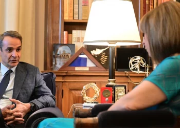 Μητσοτάκης σε Σακελλαροπούλου: Κρεσέντο λαϊκισμού το δημοψήφισμα πριν από 9 χρόνια