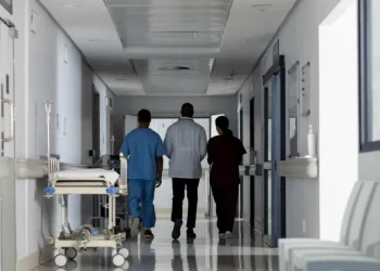 Τέλος η ηλεκτρονική συνταγογράφηση σε ιδιώτες γιατρούς που δεν βάζουν πλάτη στο ΕΣΥ – Θα διακόπτονται και οι συμβάσεις με τον ΕΟΠΥΥ