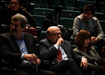 Πολάκης – Αντώναρος πανηγυρίζουν για την αποχώρηση Δραγασάκη