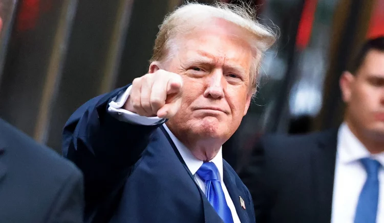 Πολιτική νίκη για τον Τραμπ η απόφαση του Ανώτατου Δικαστηρίου – Δεν επιτρέπεται να διωχθεί ποινικά