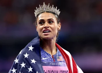 Ολυμπιακοί Αγώνες 2024: Παγκόσμιο ρεκόρ και χρυσό για την ΜακΛάφλιν στα 400μ εμπόδια – Βίντεο