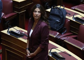 Τσαπανίδου μετά την ορκωμοσία: «Πολύ καλό το κλίμα με Κασσελάκη, θα δώσω τον καλύτερό μου εαυτό»