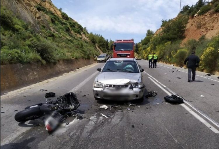 Ζήτησαν έργα στον ΒΟΑΚ, για να μη χάνουν τα παιδιά τους και τοὺς υποσχέθηκαν… πλαστικά κολονάκια λες και είναι ιθαγενείς προς κοροϊδία με καθρεφτάκια