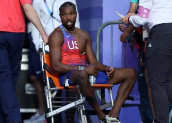 Ολυμπιακοί Αγώνες: Ο Νόα Λάιλς πήρε χάλκινο στα 200 μέτρα έχοντας κορωνοϊό, αποχώρησε με καροτσάκι