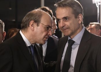 ΥΠΟΙΚ: Αδειάζουν τις τσέπες οι φοροεισπράξεις – 2,1 δισ. πάνω από τον στόχο τα έσοδα