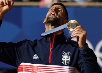 Ολυμπιακοί Αγώνες 2024 / O Τζόκοβιτς πήρε το χρυσό μετάλλιο που του έλειπε και ξέσπασε σε κλάματα