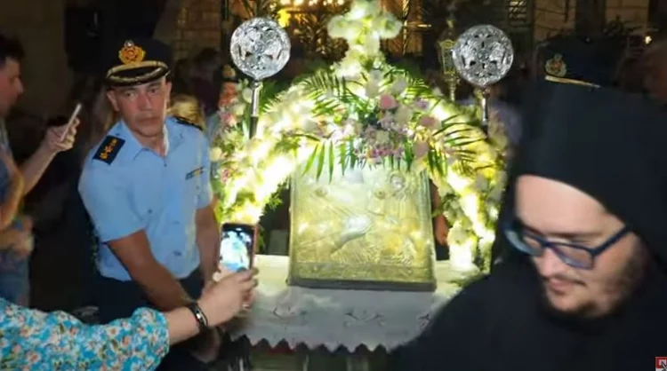 Ευλαβικό προσκύνημα πιστών από όλη την Ελλάδα στην Παναγία Προυσιώτισσα – «Να ξυπνήσουμε από τον λήθαργο που βρισκόμαστε»