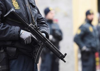 Δανία: Σε τετράμηνη φυλάκιση και απέλαση καταδικάσθηκε ο δράστης της επίθεσης κατά της πρωθυπουργού