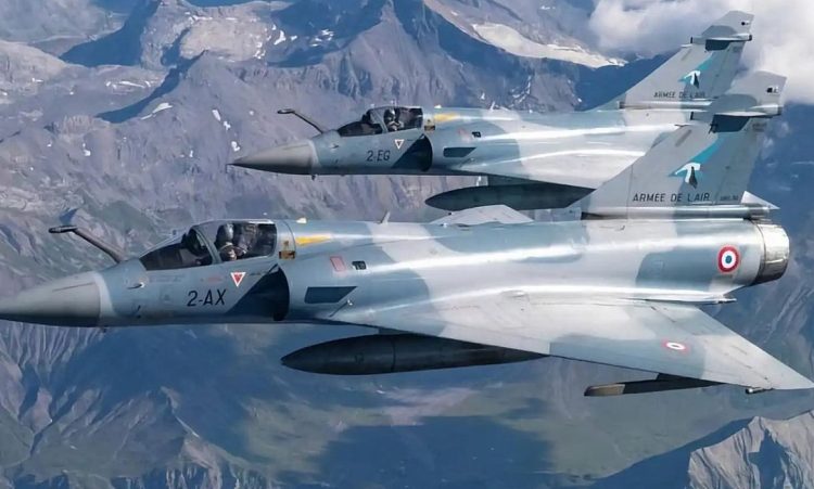 Γαλλία: Αεροπορικό ατύχημα με εμπλοκή δύο μαχητικών – Έρευνες για τη διάσωση των πιλότων