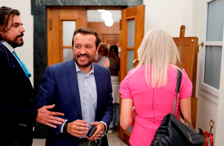 ΣΥΡΙΖΑ: Πέρασε η πρόταση Κασσελάκη – Νέος επικεφαλής της Κ.Ο. ο Νίκος Παππάς με 17 «ναι»