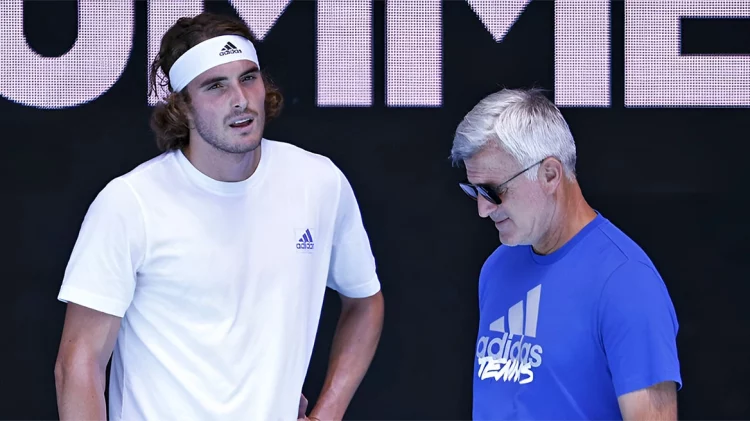 Τσιτσιπάς: Πρώτο trend στα social media για τις βρισιές στον πατέρα του – Δείτε τι του γράφουν