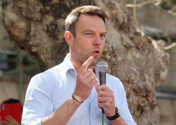 ΣΥΡΙΖΑ: Στην Άρτα ο Κασσελάκης την ώρα που συνεδριάζει η ΚΕ – Η «απάντηση» της Γεροβασίλη